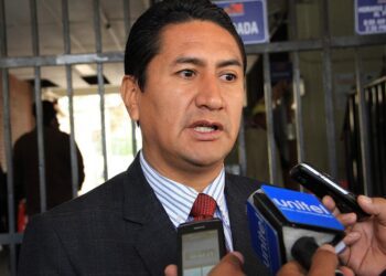 Fiscalía solicita 2 años y 11 meses de prisión para Cerrón por presunta malversación de más de S/. 2 millones