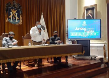 Trujillo: alcalde se reúne con sindicatos de la MPT