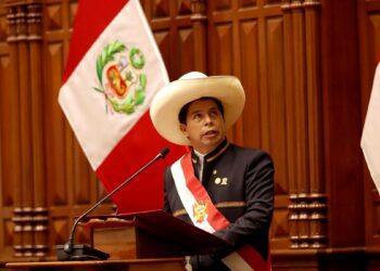 La primera alerta de la Contraloría a gobierno de Castillo por citas fuera de Palacio