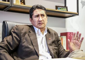 Vladimir Cerrón: “En el Perú profundo hay un país sublevado que quiere una nueva Constitución”