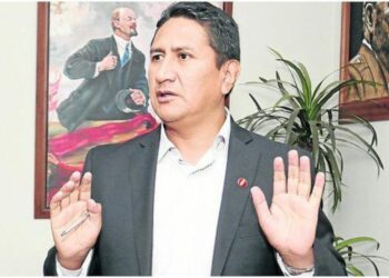 Caso Dinámicos del Centro: Vladimir Cerrón señala que existe una persecución en su contra