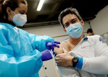 Los vacunados tienen 11 veces menos probabilidad de morir de COVID-19 que los no inmunizados