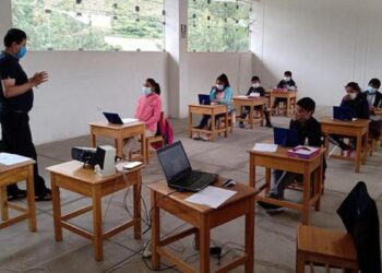 Unicef insta a Perú a reabrir las escuelas antes de fin de año: «No hay tiempo que perder»