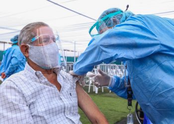 Trujillo: inició vacunación con tercera dosis a mayores de 60 años