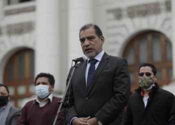 Ministro Luis Barranzuela renunció a la defensa de Perú Libre, Vladimir Cerrón y Guido Bellido