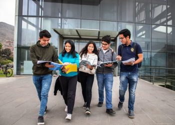 Ya no será obligatorio un trabajo de investigación e idioma extranjero para grado académico de bachiller
