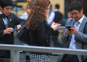 Osiptel: Perú bordeó los 42 millones de líneas móviles activas al cierre del tercer trimestre del año