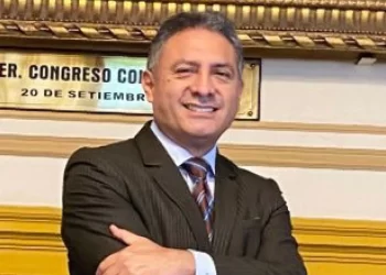 Carlos Jaico es nombrado oficialmente nuevo secretario general de Palacio de Gobierno