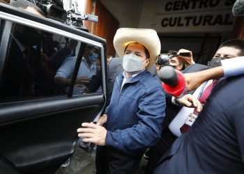 Pedro Castillo: Defensoría demanda que mandatario explique la existencia de un despacho presidencial paralelo