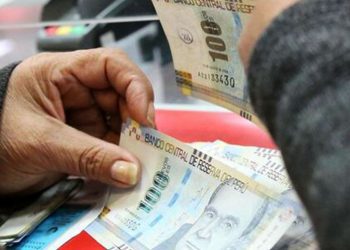 Bono 210: ¿Qué condiciones deben cumplir los trabajadores del Estado para recibir nuevo subsidio?