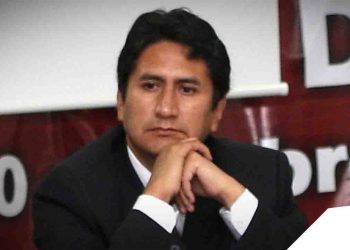 Eddy Villarroel presenta chats con Vladimir Cerrón que entregó a fiscalía por caso de terrorismo