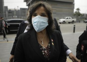 Boluarte sobre Perú Libre: “Desde el inicio, no ha sido una bancada unida”