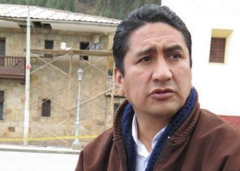 Juez autoriza incautación de reparación civil de S/. 850 mil impuesta a Vladimir Cerrón