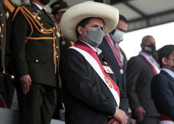 Otorgan facultades para investigar reuniones del presidente Castillo en casa de Breña