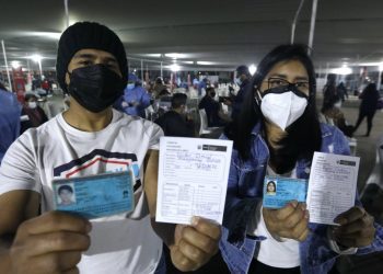La Libertad: Corren a vacunarse por el carné