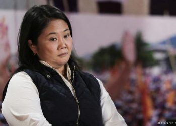 Keiko Fujimori dio positivo a COVID-19