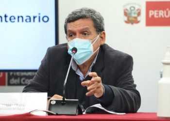 Ministro de Salud: “Es muy probable que estemos frente a una tercera ola de COVID-19 en unos días más”