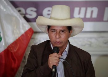 Desaprobación de Pedro Castillo sube a 74%