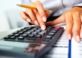 ¿Cómo manejar tus finanzas personales durante las fiestas de fin de año?