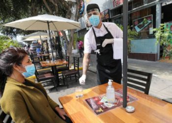 Ganancias de restaurantes y hoteles en feriado largo no fueron las esperadas, señala gremio