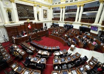 ¿Cuáles son los procedimientos para el adelanto de elecciones?