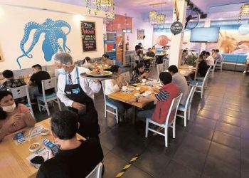 Cevicherías esperan superar ventas prepandemia este verano