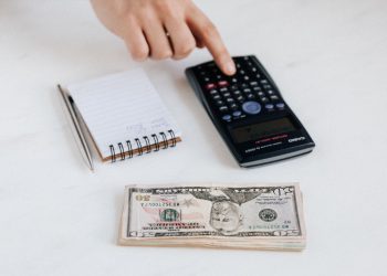 EY Perú: ¿a quiénes les corresponde y cómo calcular la gratificación por Navidad 2022?