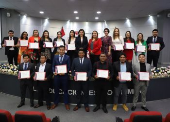 Trujillo: la UCV reconoce a sus egresados exitosos