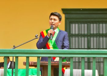 Sergio Vílchez juramentó como nuevo alcalde del distrito de Laredo