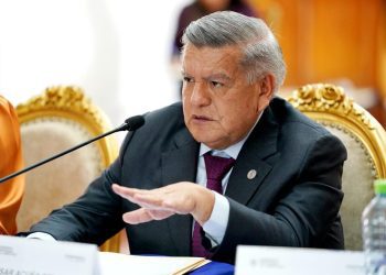 César Acuña: gobernador ratifica su decisión de reducir y donar su sueldo