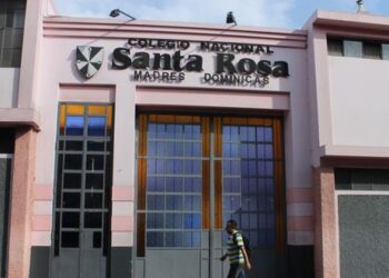 Trujillo: piden no postergar atención de colegio emblemático de mujeres Santa Rosa