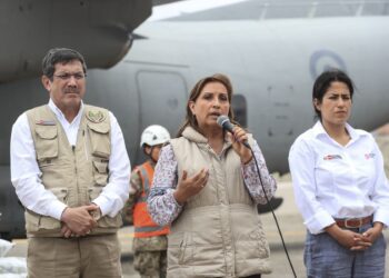 Dina Boluarte dispone trabajo remoto en el sector privado y estatal por lluvias: conoce los anuncios