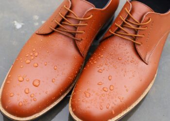Trujillo: Descubre el cuero hidrofugado, material impermeable para calzado en tiempos de lluvia