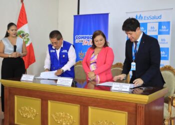 La Libertad: Gobierno regional y EsSalud firman convenio para implementar historias clínicas electrónicas
