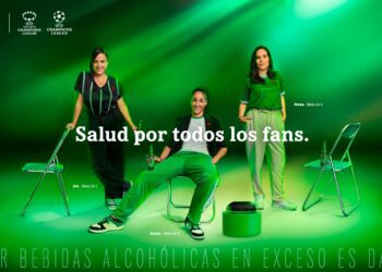 Heineken revela que dispositivo experto en fútbol es parte de campaña para combatir sesgos de género