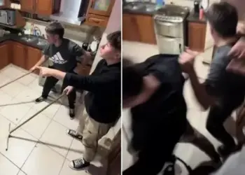 Jóvenes protagonizaron tenso momento al encontrar un roedor en su casa