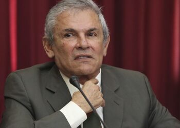 Lima: aprueban cambiar de nombre del Parque de la Cultura al de Luis Castañeda Lossio