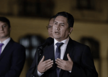 Condenan a 3 años y 6 meses de prisión efectiva a Vladimir Cerrón