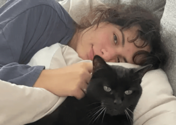 Enfermera con extraño síndrome de la Bella Durmiente teme irse a dormir