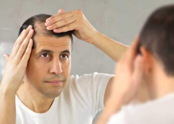 ¿Cómo detener la caída de cabello?