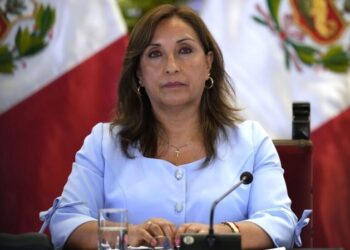 ¿Dina Boluarte miente sobre sus reuniones con autoridades en el extranjero?