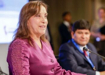 Dina Boluarte envía mensaje a padres de niña secuestrada en Comas: «Estamos tras sus pasos»