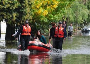 Reportan alerta naranja por lluvias en Argentina