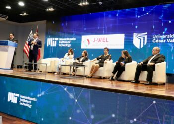 MIT, el gigante educativo, llega para impulsar una mentalidad emprendedora en la UCV