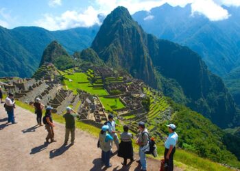 Arribo de turistas extranjeros en el primer bimestre de 2024 fue 69.7% mayor a 2023