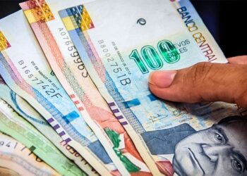 ComexPerú: El 44.3 % de los trabajadores peruanos percibe menos del sueldo mínimo