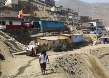 Incremento de la pobreza en 2023 está vinculado al desplome de la inversión privada