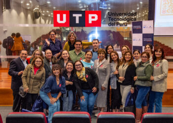 Fundación Telefónica Movistar presentó taller sobre Inteligencia Artificial para docentes