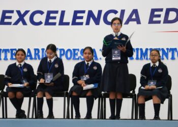 Exitoso recital literario “Poesía: Sentimiento Hecho Verso” en la institución educativa Ingeniería