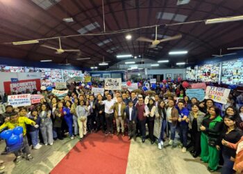 César Acuña ovacionado por más de mil jóvenes liberteños: «el mejor candidato»